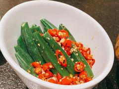 秋葵-万重锦·人文川菜馆(骡马市店)