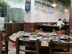 大堂-三里屯土灶炖公鸡地锅鸡(江东店)