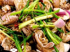 -虾弄弄海派小龙虾·牛羊蝎子火锅