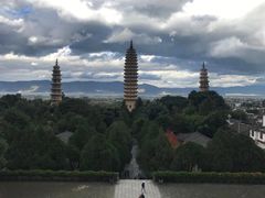 -三塔倒影公园