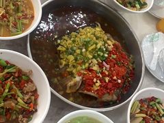 -红色湘菜馆(春风店)