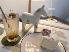 -In Cafe隐食研室