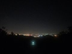 -鬼笑石后山停车场