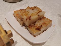 腊味香煎萝卜糕-龙的酒楼·手工早茶·顺德菜(近良路店)