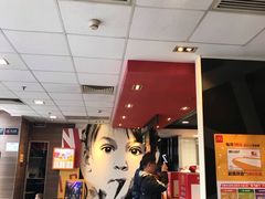 -麦当劳(得来速店)