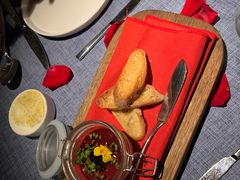 -弦月窗LUNETTE BY AMANDA(复兴路店)