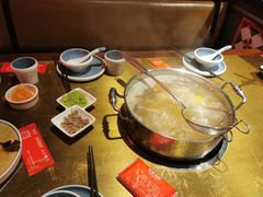 -左庭右院鲜牛肉火锅(新梅广场店)