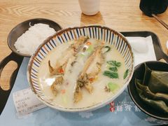 -鲜越鲜鱼粉(财富购物中心店)