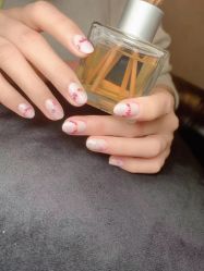 -悦指间美甲美睫