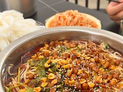 -周良天山牛杂城(天山路总店)