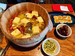 木桶酸菜鱼-中8楼风尚云南菜(颐堤港店)