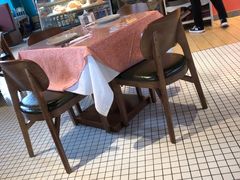 -彼德西餐厅(凯德广场新南店)