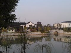 -八大山人梅湖景区