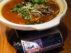 -房县土本味土鸡汤特色餐厅(沌口店)