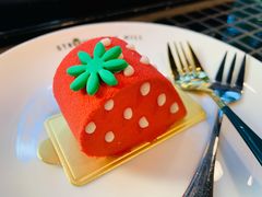 草莓慕斯-Strawberry Hill草莓山(宋园路店)