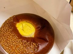 香草籽红豆包-LANLIZI BAKERY(COSMO店)