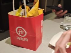 -海底捞火锅(同泰时代广场夜宵主题店)