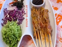 -威记烧嘢·南宁烧烤·超级生牛(绿地店)