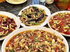 -江湖黑大兔(杨家坪店)
