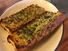 赠送的面包-PIZZA BIANCA(万象城店)