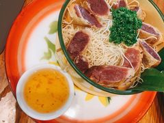 -Chom Cafe and Restaurant