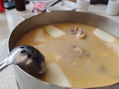 -肥仔文澳门猪骨煲(南京西路店)