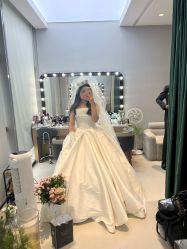 -乐派诗婚纱摄影