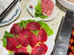 -二荆条·蜀鲜汇城市森林火锅