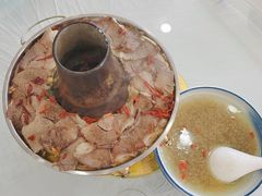 -撒拉人家.酸菜牦牛肉火锅