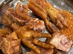 -鸿浩扒猪脚米线