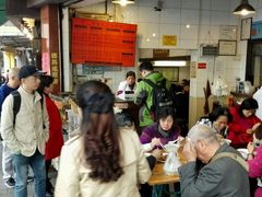 -伍湛记 · 广州老字号(龙津中路店)