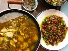 -有红鸡毛店·川菜(建设路店)