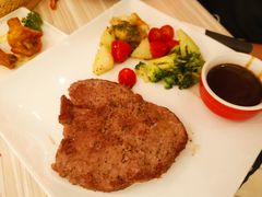 -必胜客(东大桥店)