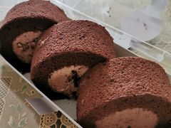 特浓巧克力卷蛋糕-红宝石·鲜奶小方·海派西点房(控江店)