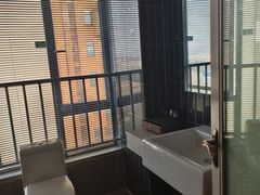 -墨客悦庭酒店(长沙麓谷涉外经济学院店)