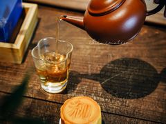 奶黄流心月饼-朱迪小铺.半糖奶油蛋糕(海汇港店)