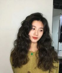 -丝语萱形象