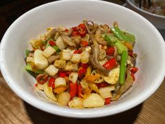 藕夹炒肚丝-费大厨辣椒炒肉(万家丽一店)