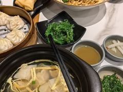 -馋三尺蟹粉小笼(人民广场店)