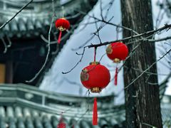 -龙华寺