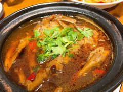 辣味鸭掌煲-老馆子·建德菜·山肴鱼鲜(海威新界店)