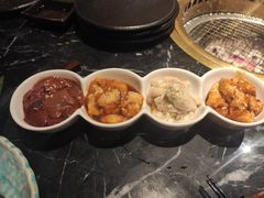 -山川小町·极番烧肉(新地假日广场店)