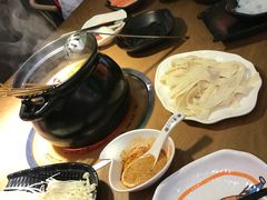 -尚品小土屋涮毛肚(李沧万达店)