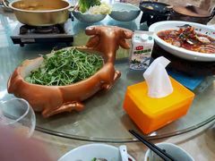 -新天明砂锅鱼头煲