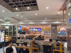-锤头鲨毛肚海鲜烤肉自助餐厅(国购广场店)
