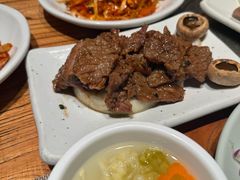 -萨拉伯尔(燕莎友谊商城店)