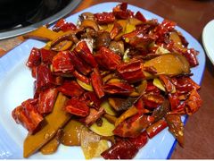 -菌之家·专业纯野生菌火锅·特色炒菌