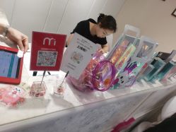 -咪咪专业脱毛连锁机构