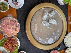 -老姐石板烧烤+铜炭火锅(总店)