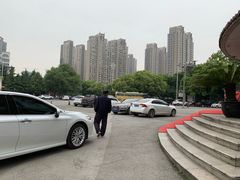 -夏联福记大酒店-停车场